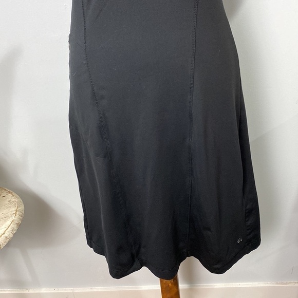 Columbia Omni-wick dress - Picture 4 of 10